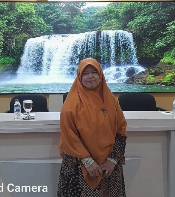 Jufriani Yanti,  S.Pd, M.PMat